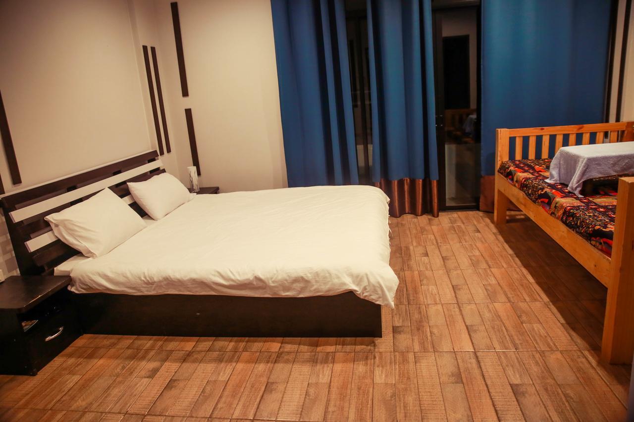 The Sun Hostel Чиангмай Экстерьер фото