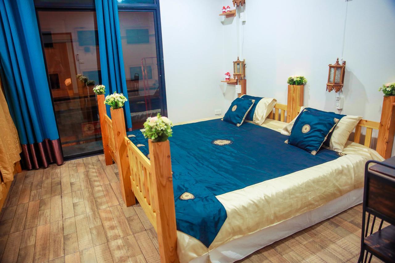 The Sun Hostel Чиангмай Экстерьер фото