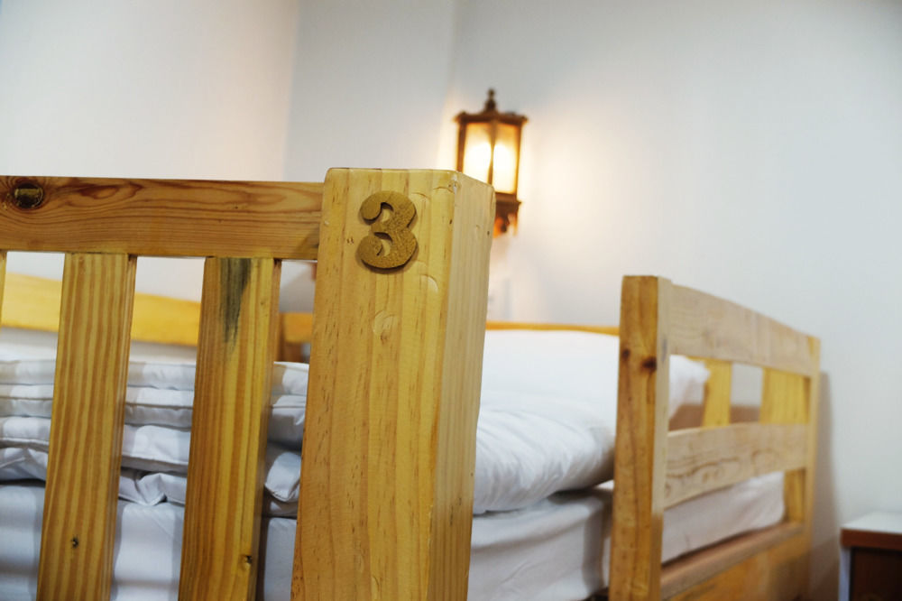 The Sun Hostel Чиангмай Экстерьер фото
