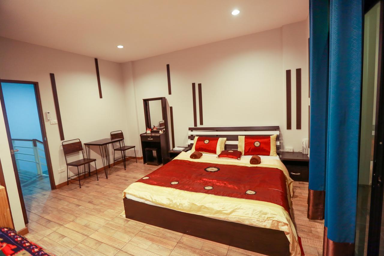 The Sun Hostel Чиангмай Экстерьер фото