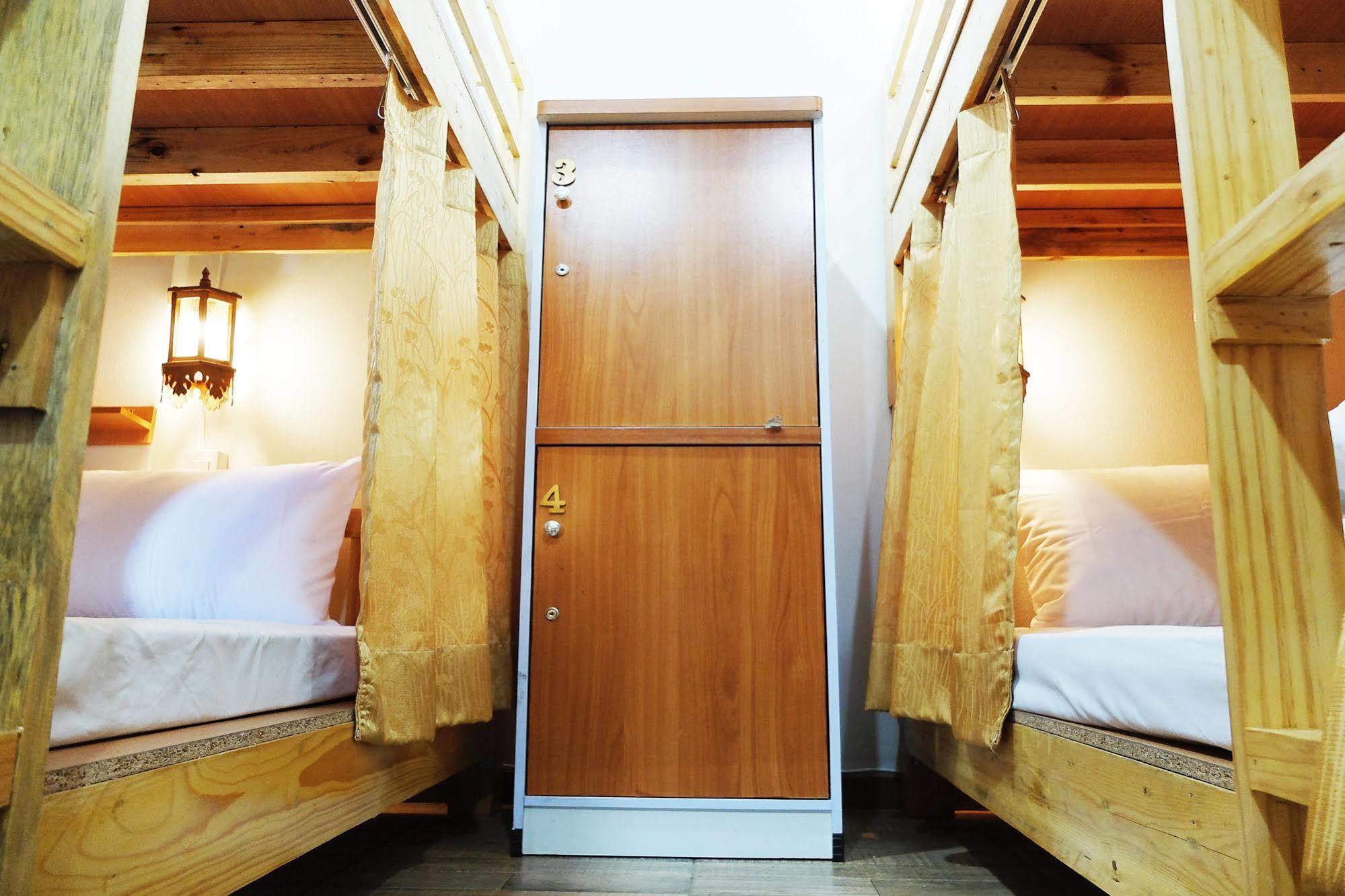 The Sun Hostel Чиангмай Экстерьер фото